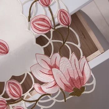 Domov Dekoratívne Duté-Out Design Tulipán Embriodered Rustikálny Ružovej Farby Stôl Runner Pre Svadobné Party Vianočné Jedáleň