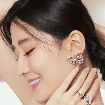 Nové Módne Drahokamu Náušnice pre Ženy kórejský Módne Sladké Ženské Šperky Jemné Stud Elegantné Náušnice Bowknot Ušné Štuple